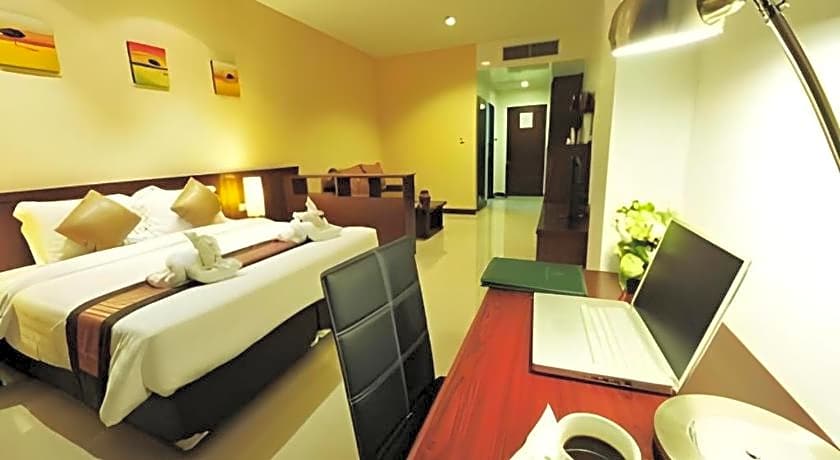 Green World Palace Hotel