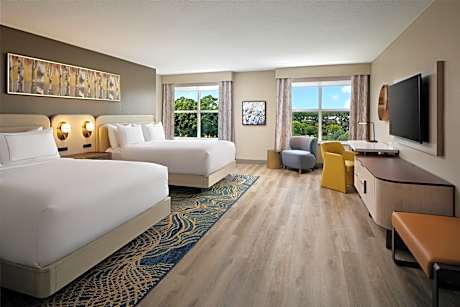 2 Queen Beds Hearing Accessible