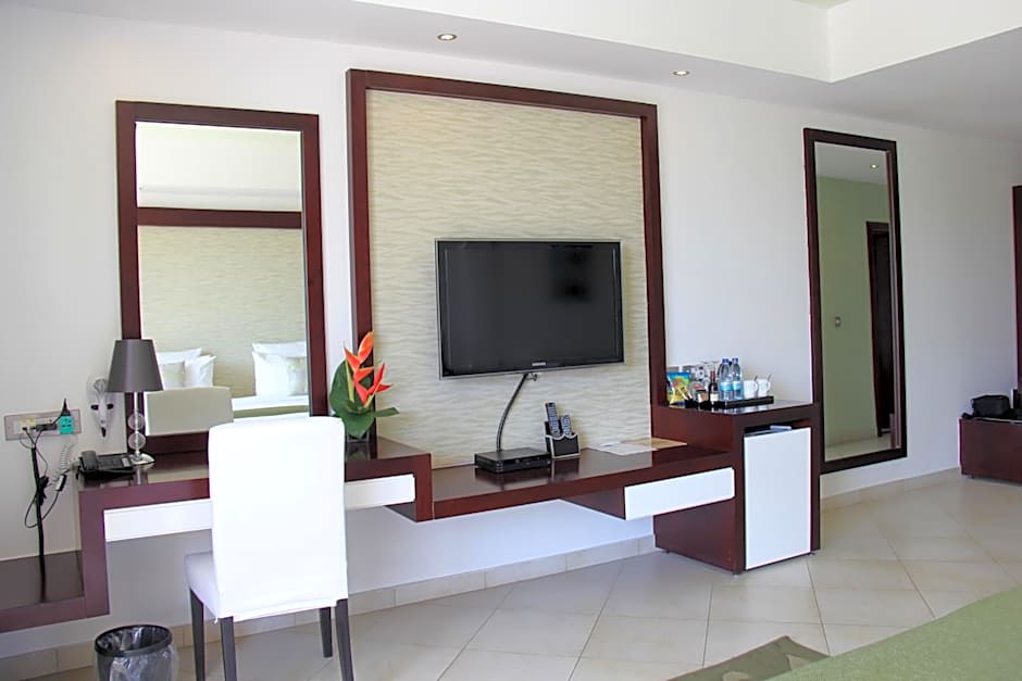 Peninsula Hotel Dar Es Salaam