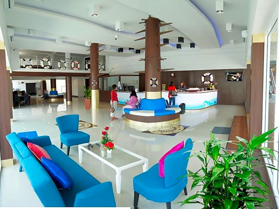 Bed By Cruise Hotel At Samakkhi-Tivanont