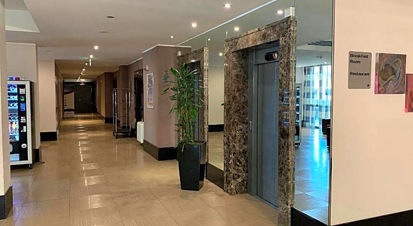 Quality Hotel Green Palace