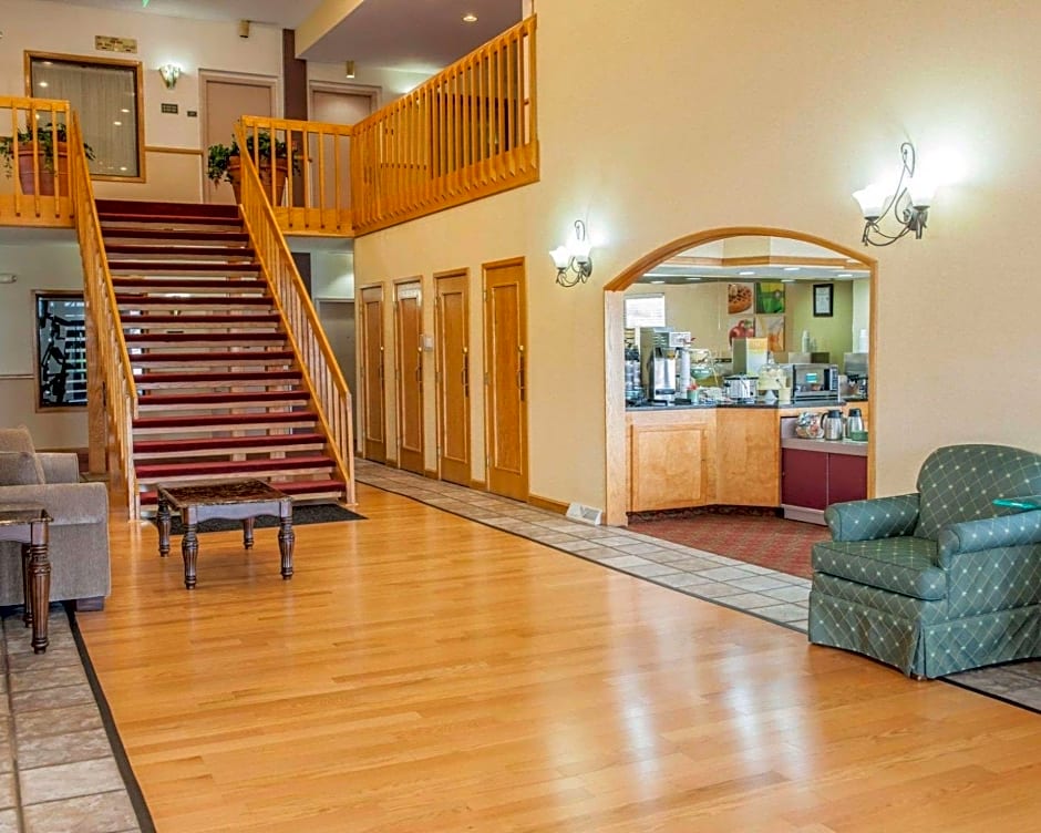 Quality Inn & Suites Indianapolis Northwest