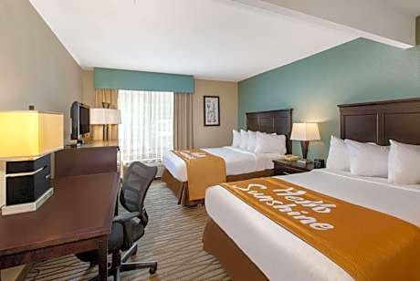 Queen Room with Two Queen Beds - Non-Smoking