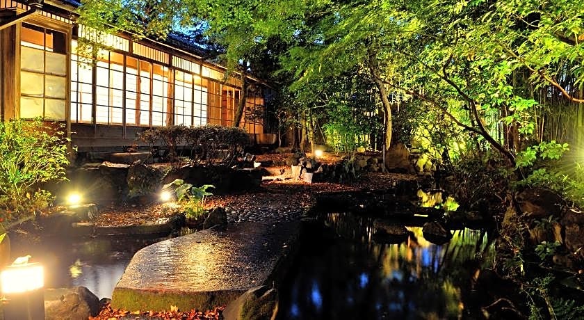 Heihachi Tea House Inn
