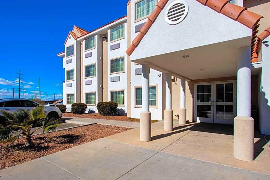 Motel 6-El Paso, TX - Southeast