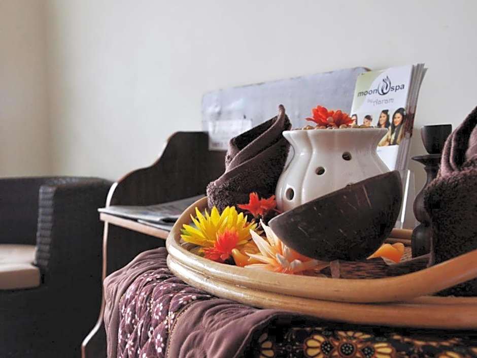 Nite And Day Batam Jodoh Square