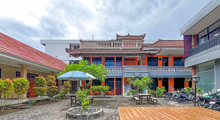 Mahendra Beach Inn