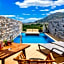 Aelia Suites