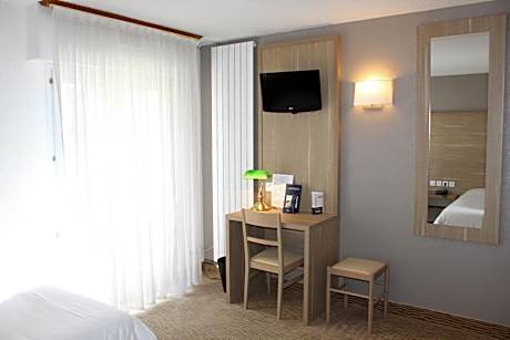 Twin Room with Bath