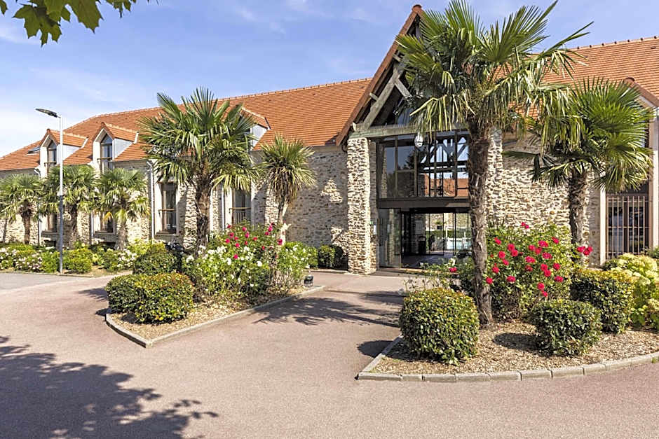 Photo 1 of 50 of Hotel Les Suites - Domaine de Crécy