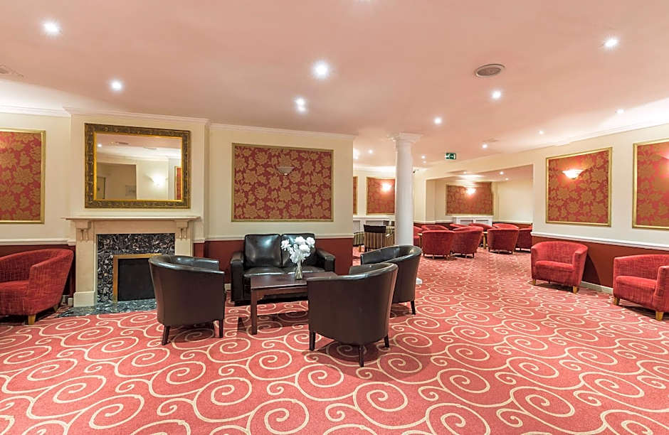 Ramada by Wyndham Cheltenham