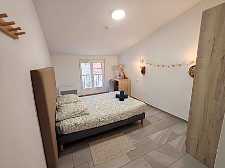 Double Room with Private Bathroom