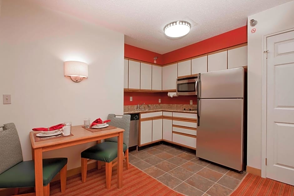 Residence Inn by Marriott Davenport
