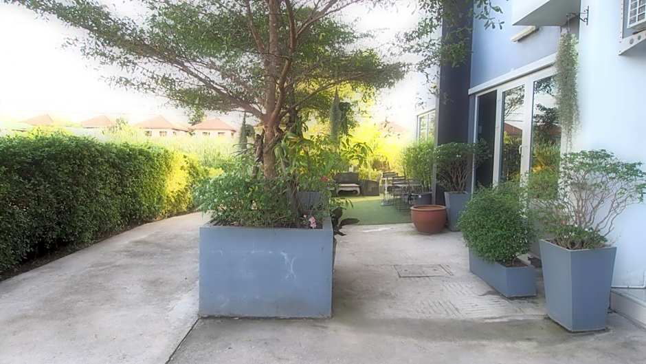 ibeyond Apartment Romklao Suvarnabhumi