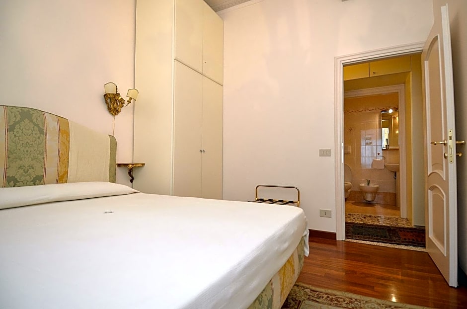 Cà Del Modena Room only