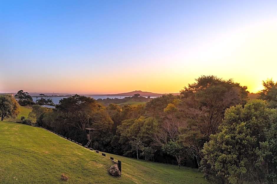 Cable Bay Views