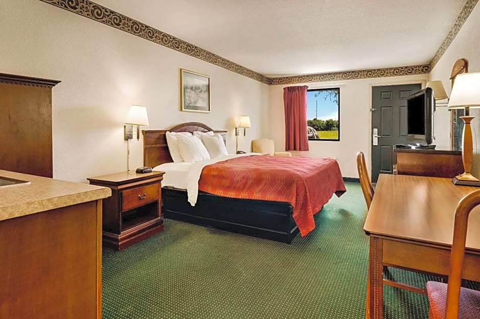 Rodeway Inn