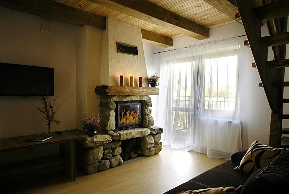 Dom na Skale - Apartamenty w Bieszczadach nad Soliną