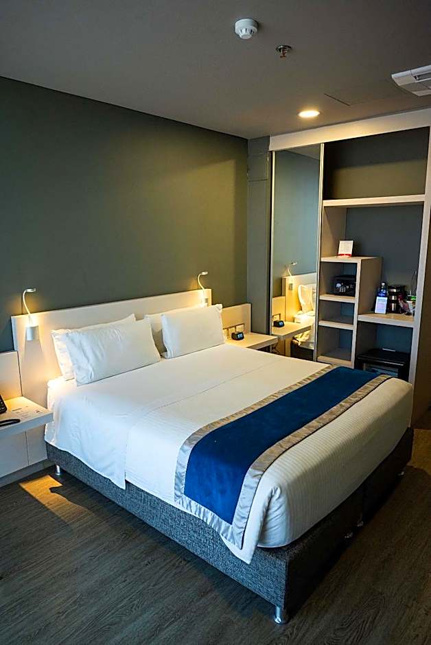 Hotel Black Tower Premium