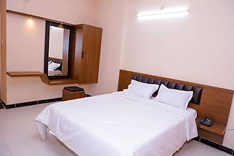 Hotel Brahmand