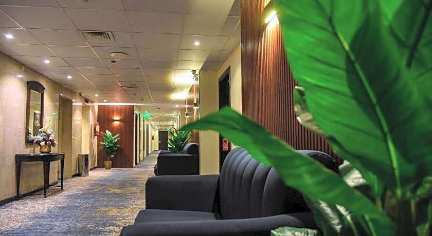 Grand plaza al Madinah