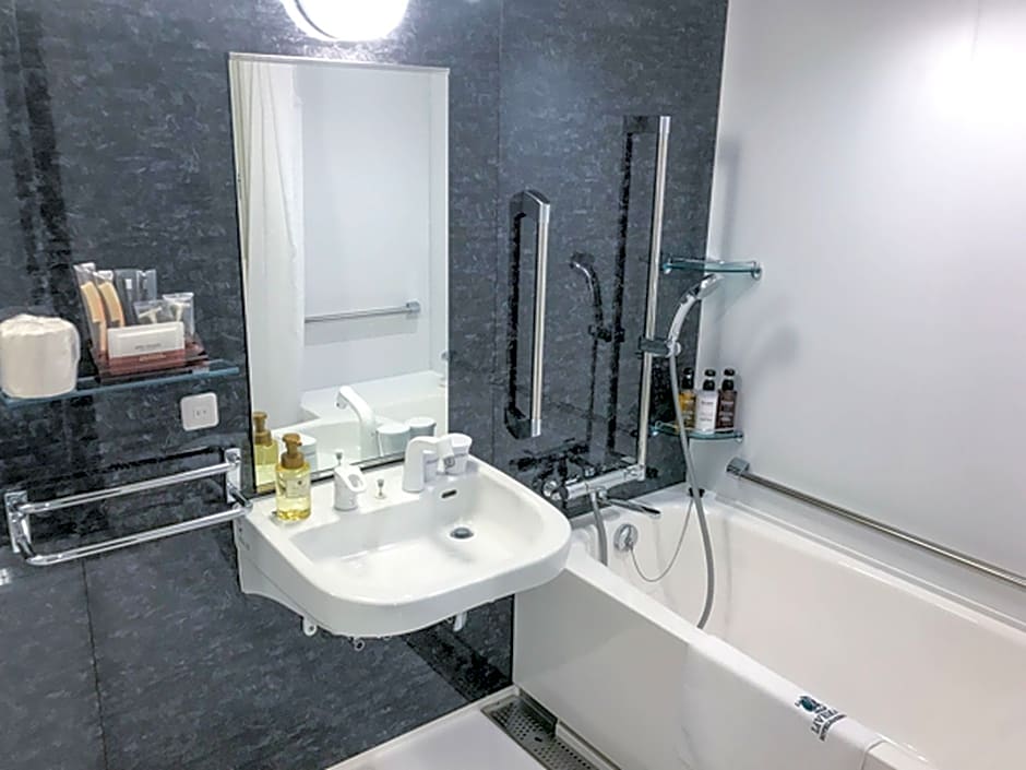 HOTEL LiVEMAX TAKAMATSU-EKIMAE