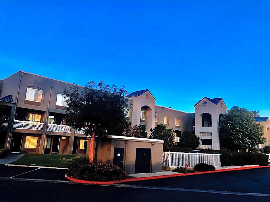 SureStay Hotel by Best Western Ontario Airport