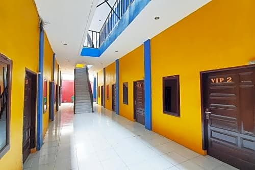 OYO 2229 Bunga Raya Residence