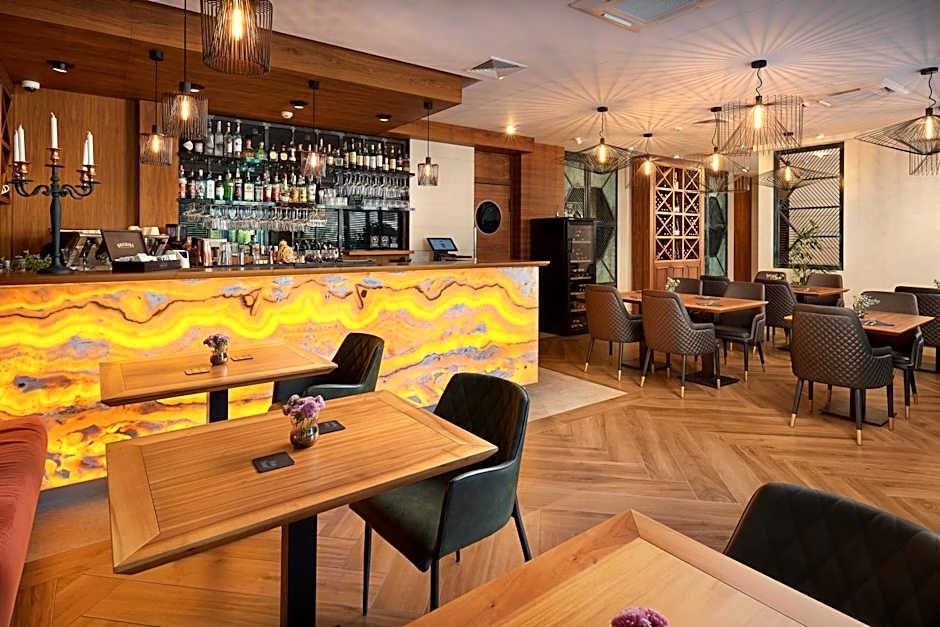 Time Boutique Hotel