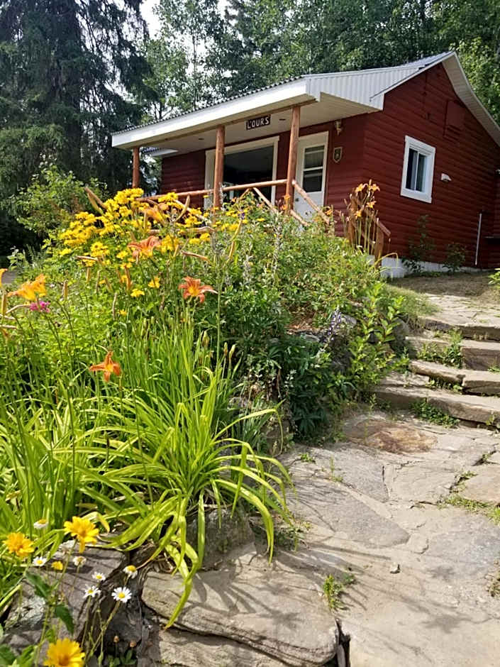 Kan-à-Mouche Pourvoirie Auberge et Chalets
