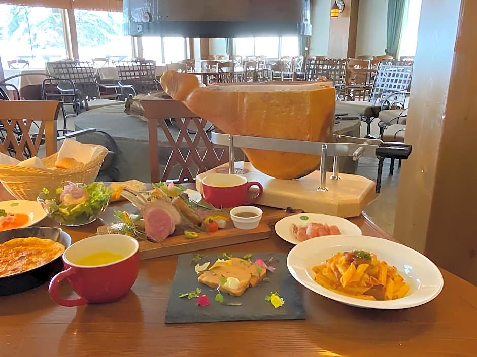 WHITE HOTEL GRAND HAKUBA