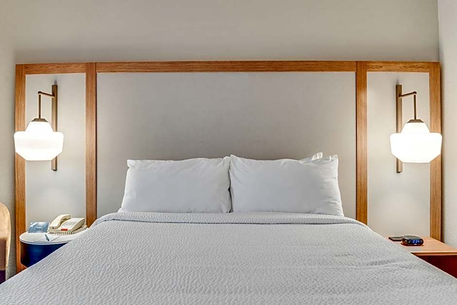 Fairfield Inn & Suites by Marriott Fredericksburg