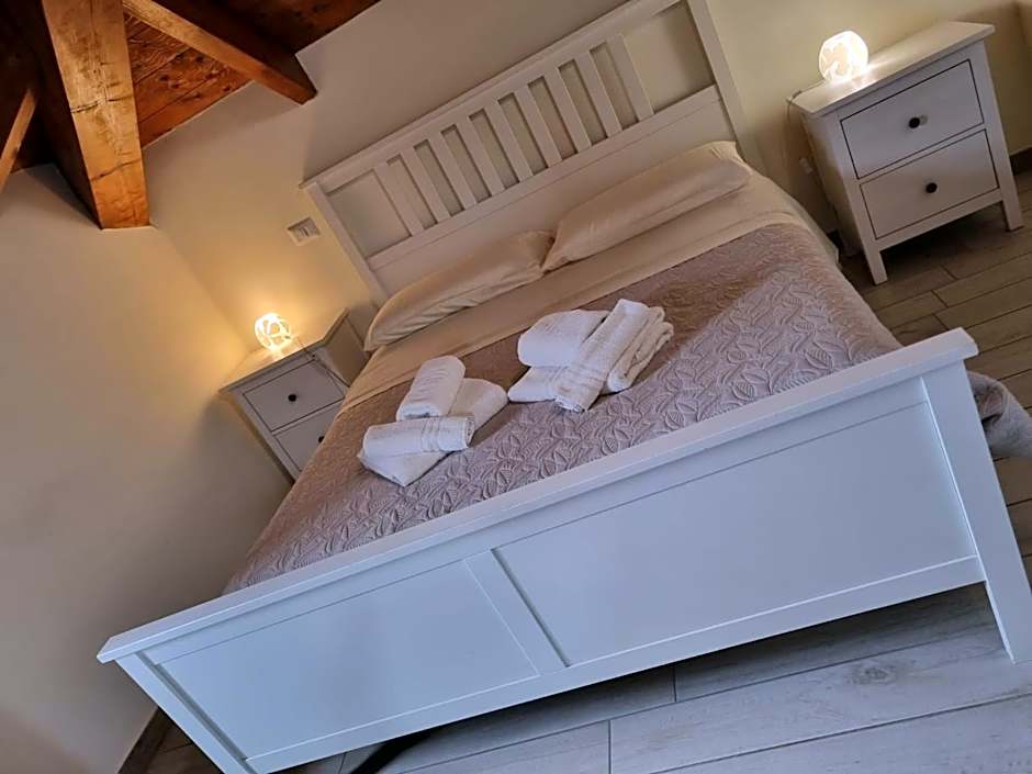 Photo 1 of 6 of Double Room