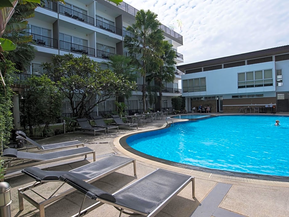 BS Premier Airport Hotel