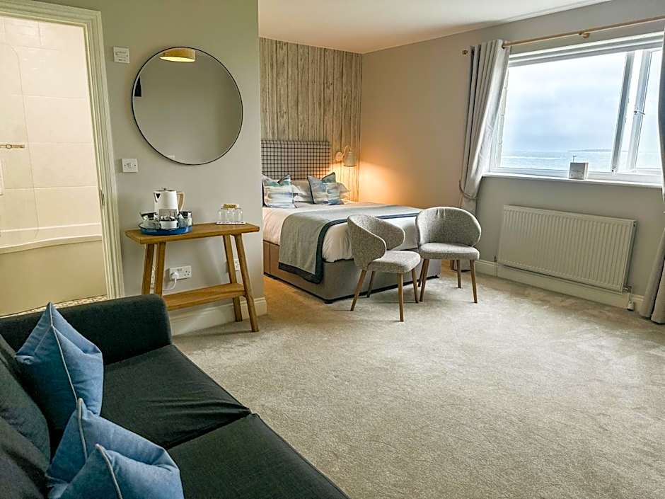Beach House Hotel