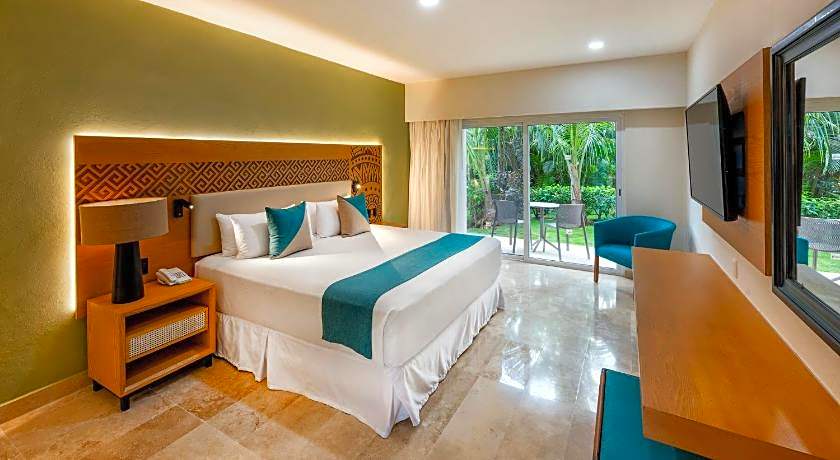 Viva Azteca by Wyndham, A Trademark All Inclusive Resort