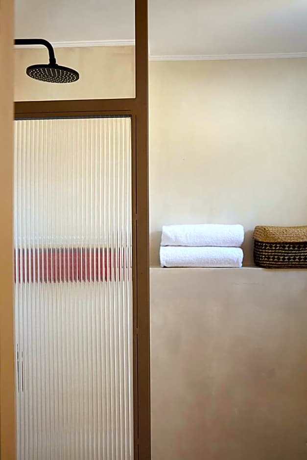 Golden Milos Beach Ηouse by Domotel