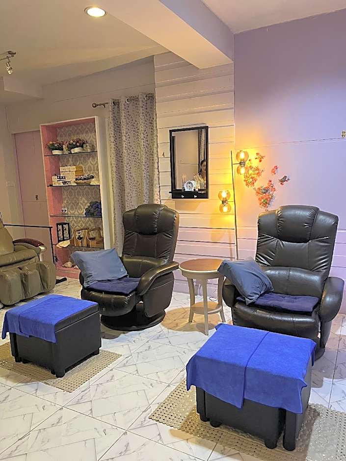 Mall Suites Hotel