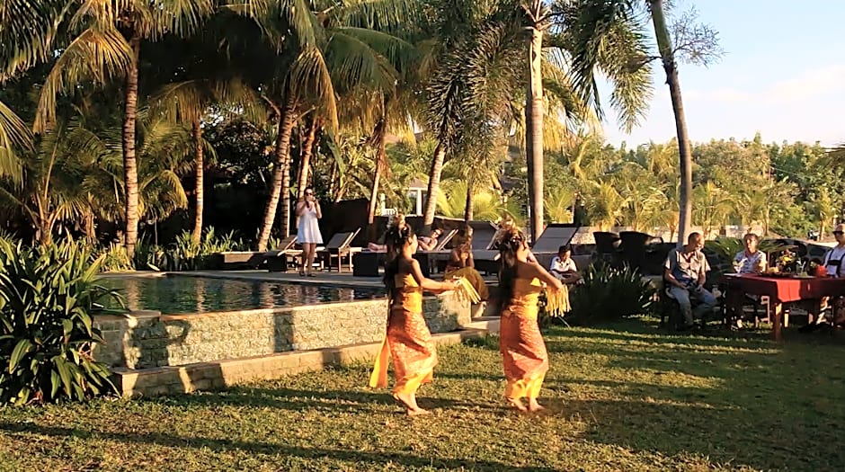 1000 Dream Bungalow & Restaurant