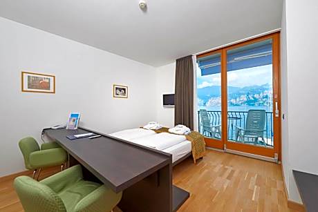Twin Room with Lake View