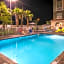 Holiday Inn Express & Suites St. Petersburg - Madeira Beach