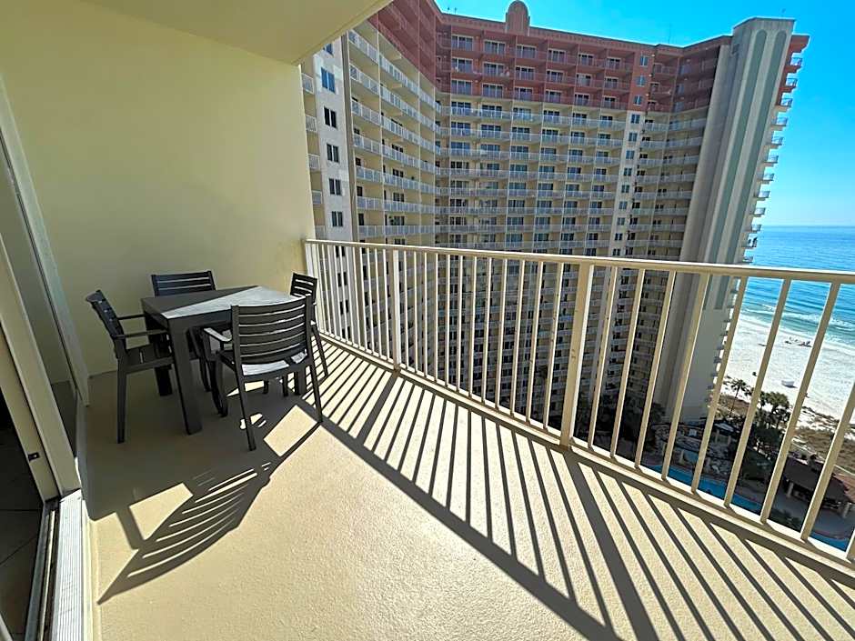 Amazing views! Great beachfront Panama City Condo