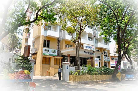 Nayagara Hotels