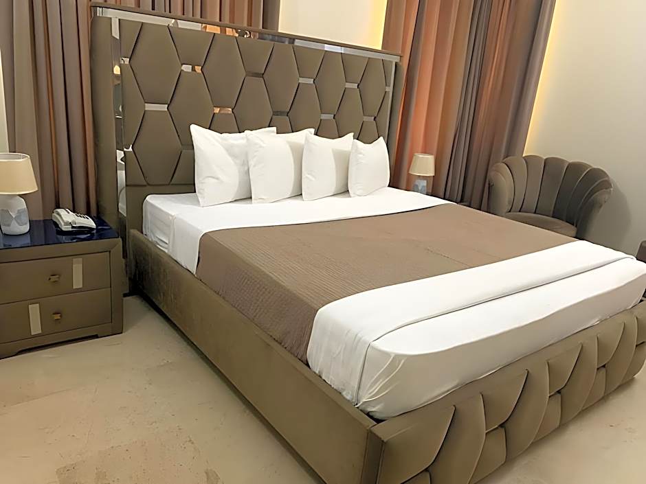 Luxury Moon Guest House