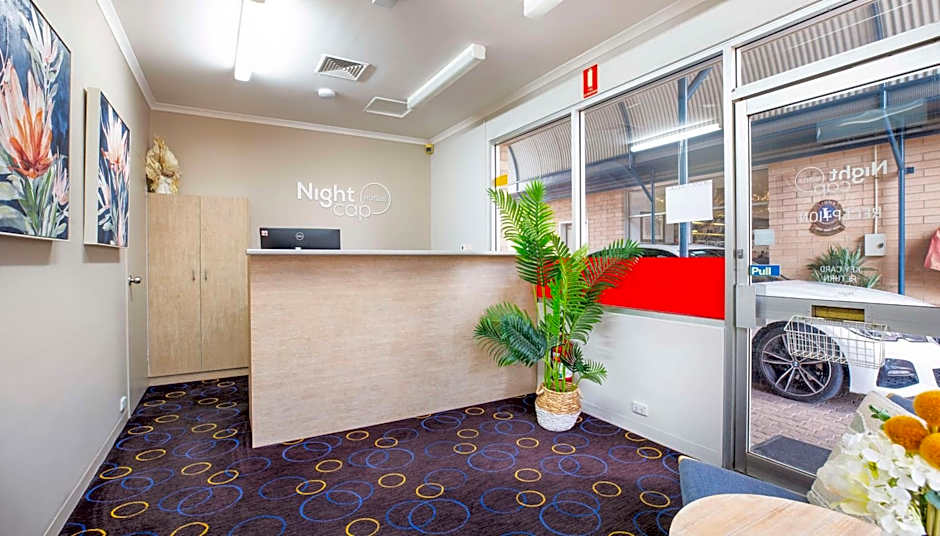 Nightcap at Roxby Downs