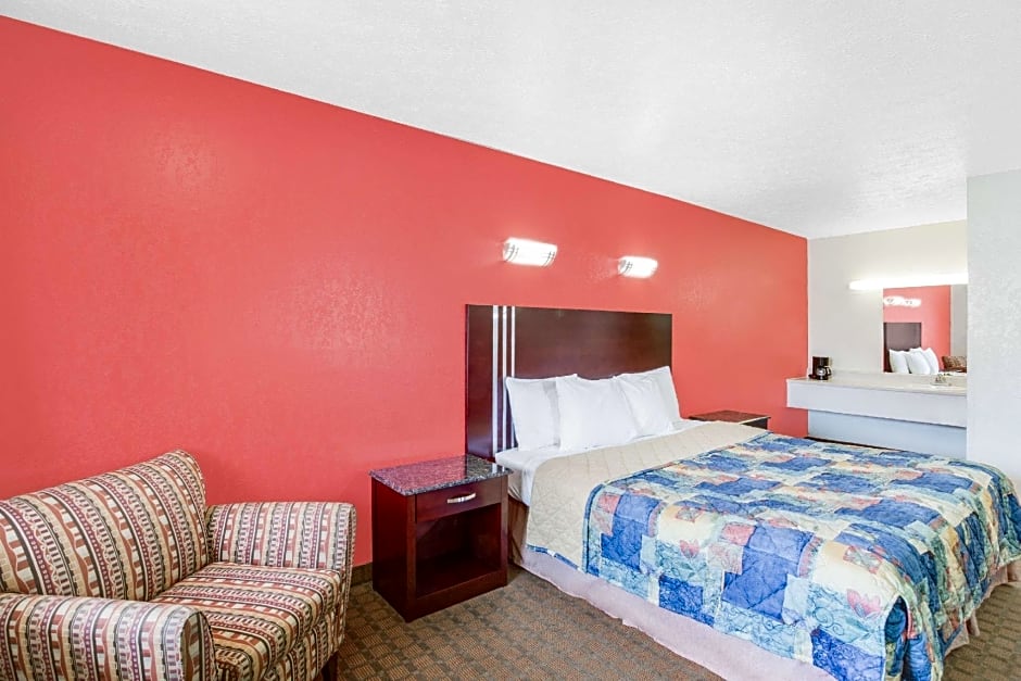 Travelodge by Wyndham Parkersburg