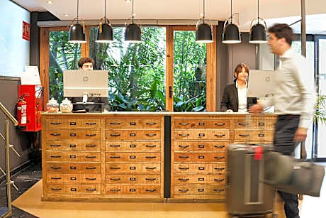 Arenas Atiram Hotels