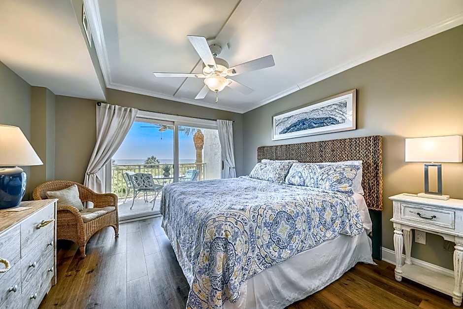 Shorewood Villa Unit 210