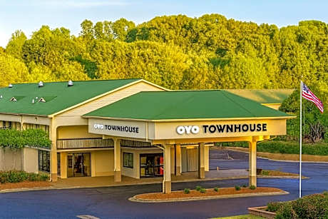 Townhouse Winston Salem - University