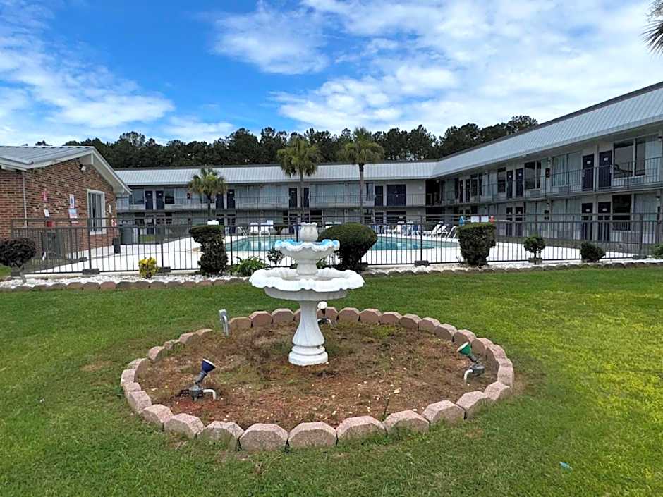 Motel 6-Tifton, GA